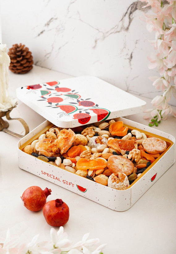 باکس آجیل شیرین یلدا